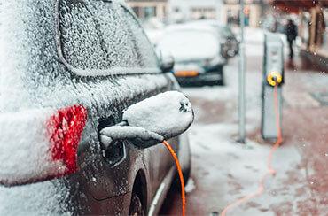 Soğuk Hava Elektrikli Aracın Menzilini Neden Düşürür?